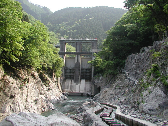 交通局の水力発電所で発電した電気の売却先を公募します！