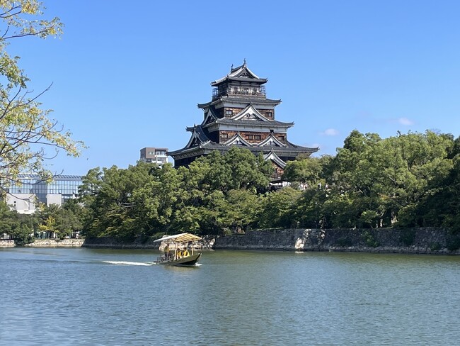 広島城のお堀を巡る「広島城遊覧船」がいよいよ運航開始！！