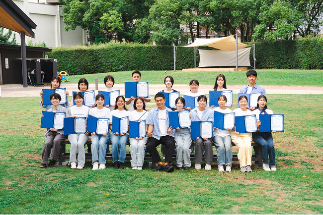 クリスマスがモチーフ！スチームシップがオンリーワンの「内定式」を開催