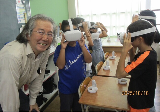 ◆福岡市の公立小学校で実写VR体験事業を実施