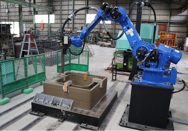 ロボットアームを活用したコンクリート自動打設システム「NH-ROBOCON」を開発