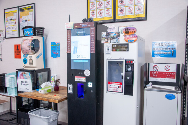 24時間ジムでも“人の価値”を届けるSynerGym、オーダーメイドサプリメントサーバーGRANDE導入で栄養サポートを強化！