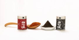 『桜七味』『炭七味』