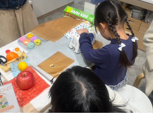 style table吉祥寺パルコ店でオーガニックフェスタに協賛＆”Myみつろうラップづくり”ワークショップ開催！