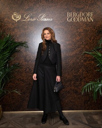 ロロ・ピアーナ：バーグドルフ・グッドマンでの特別なインスタレーションの公開を祝し、プライベートディナーを開催