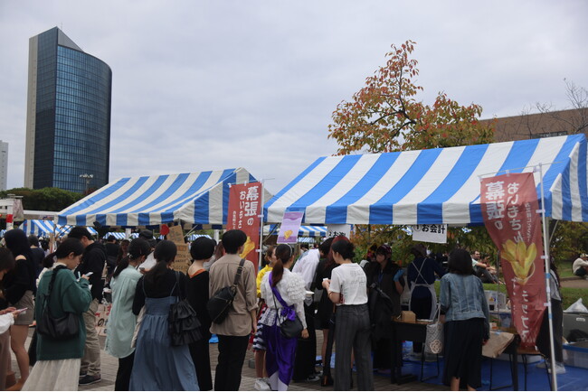 10月25日(土)・26日(日)神田外語大学が学園祭「第39回浜風祭」を開催
