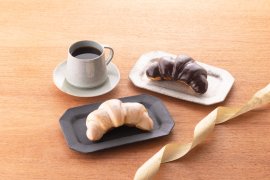 クレセントショコラ&クレセントホワイト クレセントショコラ&クレセントホワイト