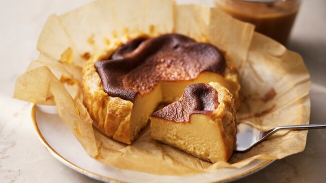 【洋菓子メーカー　モロゾフ】２種類のキャラメルを使用した期間限定チーズケーキを新発売