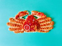 福井市美術館「お菓子の美術館 渡辺おさむ展」で本物の越前蟹解禁に合わせた特別イベントを11月9日開催