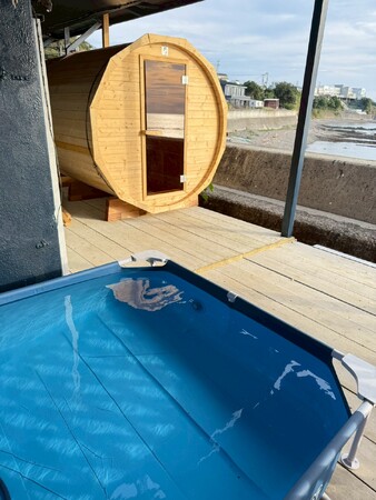 海辺のプライベートサウナで整う贅沢体験冬は牡蠣小屋もオープン！ＭＡＲＩＮＥ-Ｑで海と味覚を満喫