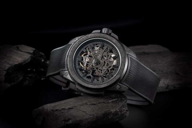 THREECの特別オーダーが生み出したオールブラックのコレクションアイテム。Wild ONE Skeleton 39MM “THREEC “Limited Edition誕生。