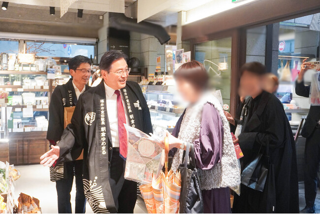 【東京で福井の魅力をPR】銀座・アンテナショップ「ふくい食の國291」にて“福井市フェア”開催中。福井市長 西行茂氏も訪問し、特産品を直接PR！今後の各市町フェアの予定も公開。