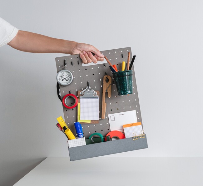 小さな切り替えが暮らしを軽くする　WALL FOR ONE　『TOOLBOX』