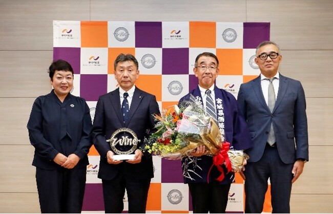 日本酒を通じて地域の発展に貢献 IWC SAKE 部門 公式スポンサー　　IWC 2025 年受賞 プレミアム日本酒試飲会 YUITO 日本橋室町野村ビルにて開催