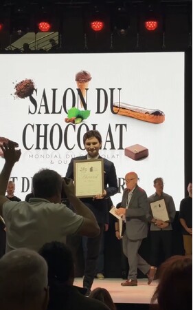 ルイ・ロブション、パリの「サロン・デュ・ショコラ」にて最高賞と金賞をダブル受賞！