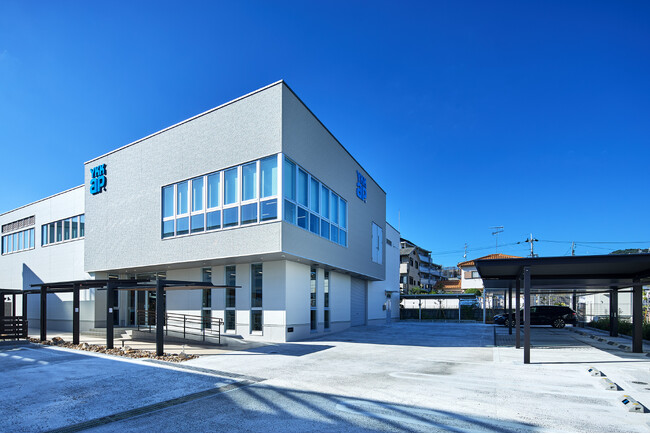 エクステリアを軸に窓・ドア含む戸建て住宅向け商品のトータル提案施設「YKK AP ショールーム箕面」オープン