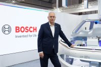 ボッシュ、卓越したソフトウェアとハードウェアの強みで、ソフトウェア ドリブン モビリティ時代を形成