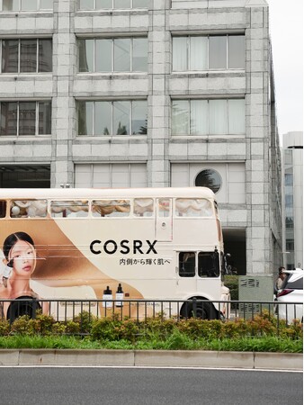 韓国スキンケアブランドCOSRXが「透明感ケア」をテーマにした招待制ブランド体験イベントを開催！人気インフルエンサーや業界関係者が集結し、ブランドの世界観を体感