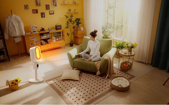 【新発売記念45%OFF！】NiZmir 2025年新型セラミックヒーター：足元からじんわり、家中の「寒い」を「温かい」に。