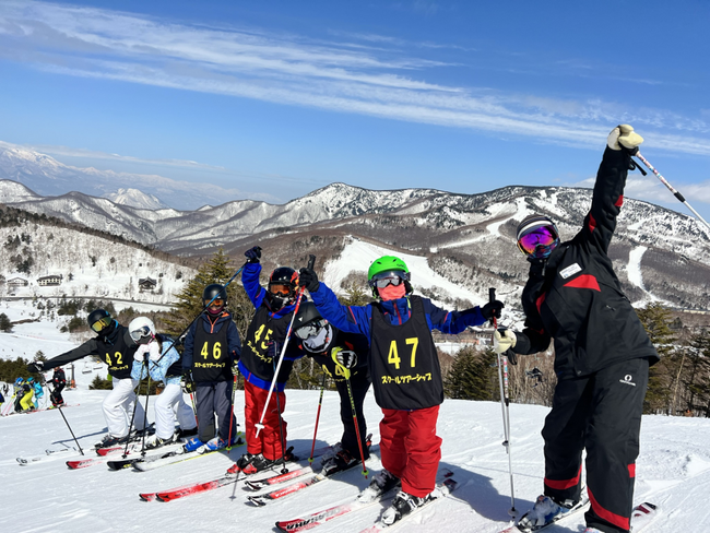 【子どもの冬休みの過ごし方】少人数4名グループレッスン!SAJスキースクール