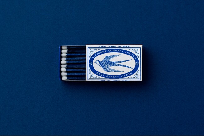 日本にマッチが誕生して150年、老舗マッチメーカー・日東社が、マッチのニュースタンダードを発表。『BLUE LABEL MATCH』全7種。11月に新発売。