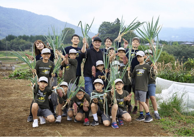 パイラスアカデミー、元プロ野球選手・工藤公康氏と食とスポーツのつながりを学ぶ「農業体験＋野球教室」を開催！