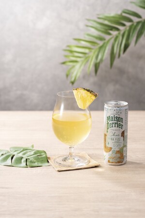 プレミアム飲料「メゾンペリエ」より新商品????????「メゾンペリエ シック ピニャフィズ」????????が新発売。