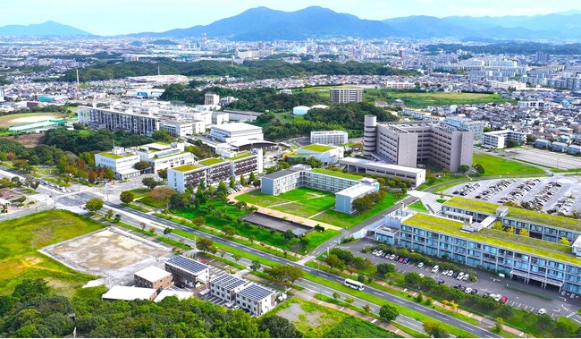 北九州学術研究都市の3大学院（早稲田大学、福岡大学、九州工業大学）が合同オンライン説明会を開催