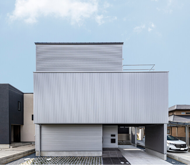 「正面に窓のない家が、なぜ明るいのか」千葉県流山市にスタジオ・チッタ初の3階建て×螺旋階段のモデルハウスが完成！