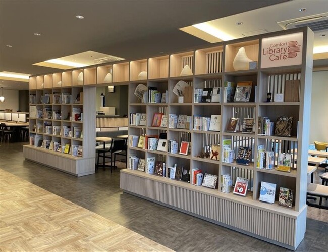 【宿泊前後も自由に過ごせるComfort Library Cafeで充実した滞在体験を】駅から徒歩約４分　水戸の空気を感じながら、心も身体もくつろげる「コンフォートホテル水戸」11月5日（水）開業
