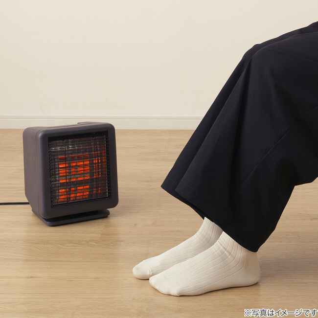 【ニトリ】少ない電力＆省スペースで手軽にポカポカ！熱を反射して集める「リフレクトヒーター」を新発売！