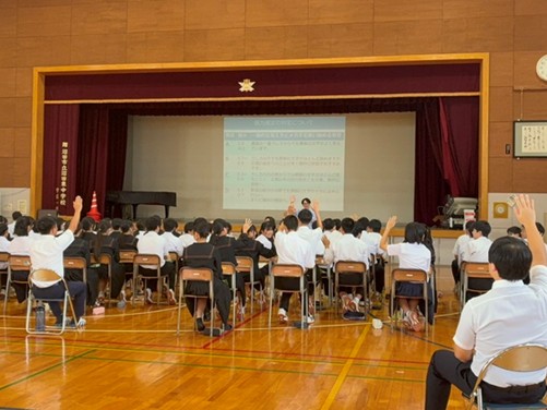 メガネのZoff「目の健康」を啓発する出張授業～群馬県沼田市立沼田東中学校～