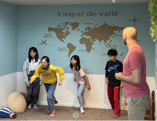 「訳さない英語力」を鍛えるお芝居仕立ての英語教室EIG誕生！第一期生スタート＆初月半額キャンペーン実施中