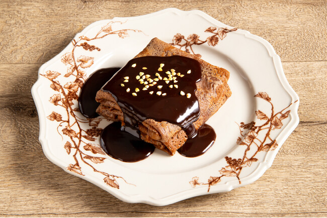 秋冬限定クレープは甘くてあったかチョコ仕立て。神戸のクレープとガレットの専門店「CREPE & GALETTE TOOTH TOOTH」で11月6日から。