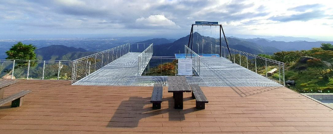 絶景とスリルを体感！御在所ロープウエイに「COCORUテラス」誕生