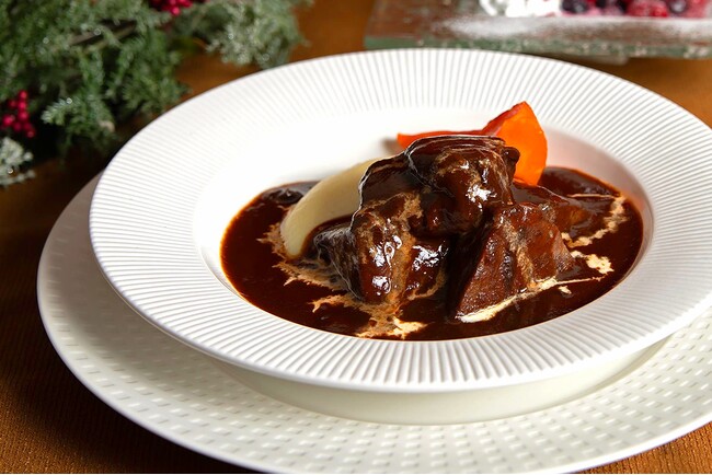 神戸洋食でX'mas。神戸牛や煮込みハンバーグなどで美味しい聖夜を。神戸三宮「洋食屋 神戸デュシャン」で12月24、25日の席数限定でご予約受付開始。