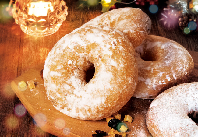 BAGEL & BAGEL は、今年もクリスマス限定ベーグル『シュトーレン』を11月12日（水）より期間限定で販売します