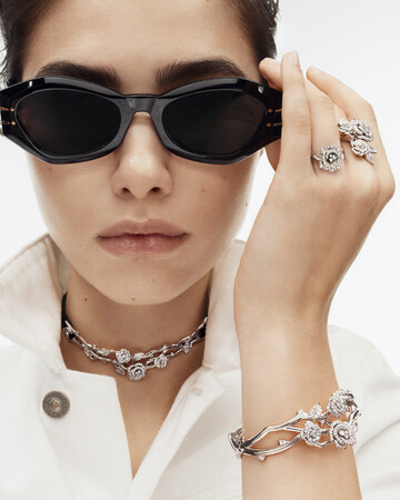 【DIOR FINE JEWELLERY】「ラ ローズ ディオール」新作のヴィジュアルが公開