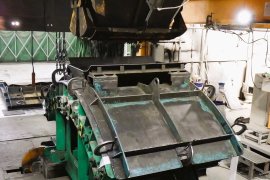 下水道用低炭素セグメント製造の様子 下水道用低炭素セグメント製造の様子