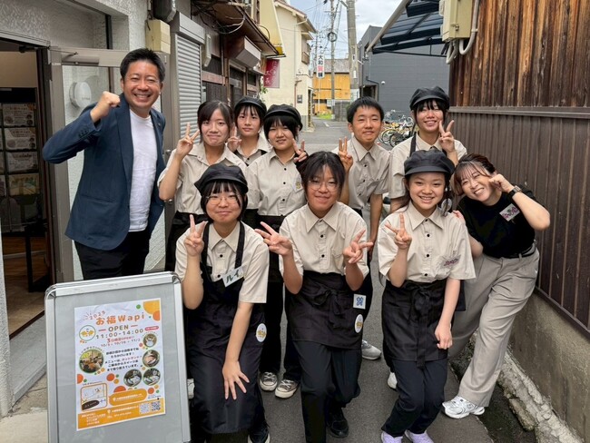 【開催レポート】子どもカフェ「お福wapi」3日間でホットサンド113食を販売　フリースクールの小中学生　自信につながる体験事業