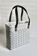 ダイヤ柄スクエアS ホワイト×シルバー ダイヤ柄スクエアS ホワイト×シルバー