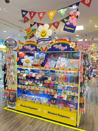 【ドン・キホーテ初導入】wiggle wiggle（ウィグルウィグル）のアイテムが「キラキラドンキ 海老名ビナウォーク店」に登場！ Z～α世代へのリアル接点を拡大