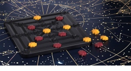 子どもも大人もリスク・マネージメント力を育める、画期的な四目並べボードゲーム!仏Gigamicが開発した「QOMET(コメット)」を11月28日に発売 子どもも大人もリスク・マネージメント力を育める、画期的な四目並べボードゲーム!仏Gigamicが開発した「QOMET(コメット)」を11月28日に発売