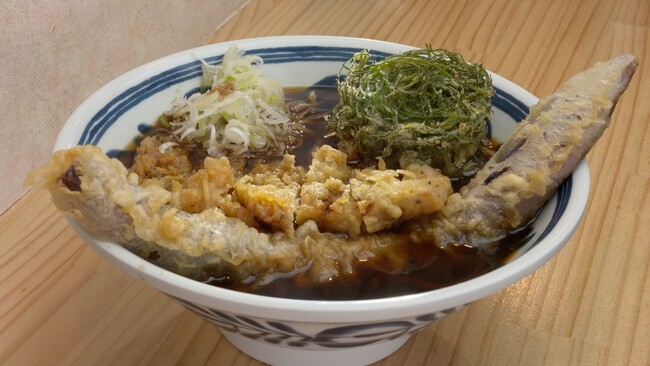 【ＢＳ日テレ】東京で人気の立ち食いそばそば2軒　「こんな長いの見たことない」板橋で見つけた巨大ナスにドランク塚地も興奮！　富士見台の評判が評判を呼ぶ立ち食いそば屋！