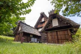 飛騨白川の合掌造り民家(外観)(イメージ)