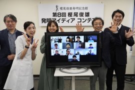 左より「樫尾 隆司」氏、「すずき まどか」氏、「櫻田彩子」氏、「伊部 菊雄」氏、「塚本萌太」氏 左より「樫尾 隆司」氏、「すずき まどか」氏、「櫻田彩子」氏、「伊部 菊雄」氏、「塚本萌太」氏