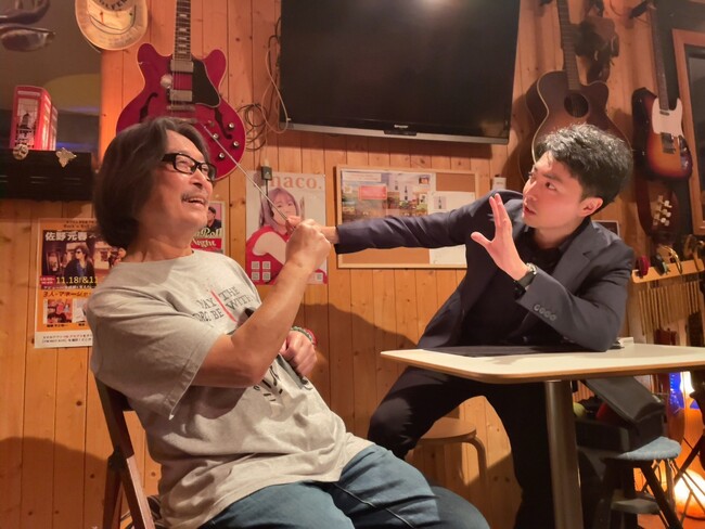 投資の魅力をPRするマジシャン「オイマジック」が西麻布BAR「Yin」でイベント開催