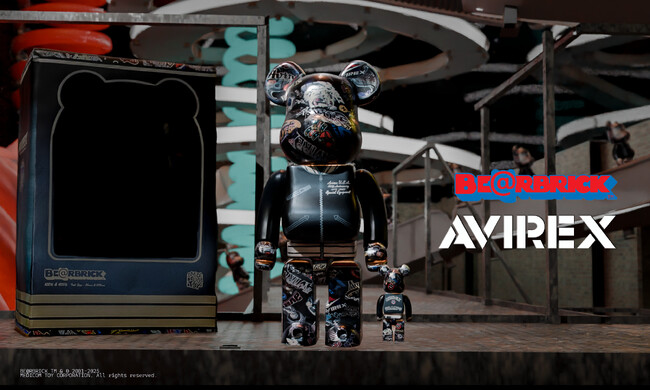 AVIREX 50周年を記念した「BE@RBRICK × AVIREX 50th VARSITY 100％ & 400％」が登場