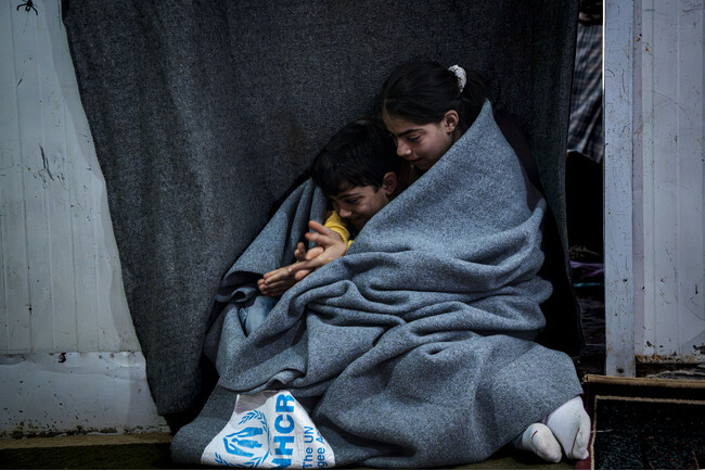 人道支援予算が逼迫するなか、数百万の難民が冬の厳しさに直面　国連UNHCR協会は緊急ニーズに対応するため防寒支援を呼びかけ