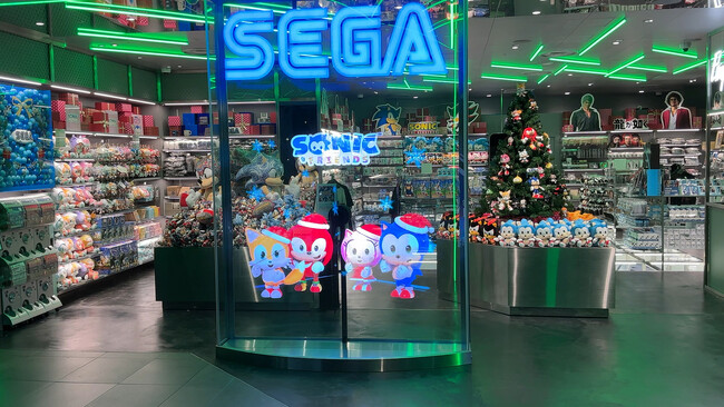 セガ／アトラスキャラクターと過ごすホリデーシーズン！！「SEGA STORE TOKYO」ホリデーキャンペーンが11月21日（金）より開催